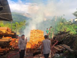 Polres Ternate Selidiki Kebakaran Pangkalan Kayu Udiffa, di Sangadji Utara 