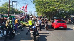 Dishub dan Satlantas Polres Ternate   Pasang Larangan Parkir di Depan Pasar Higienis