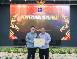 Kemenkum Malut Serahkan 24 Sertifikat Hak Cipta Musik dan Lagu Daerah