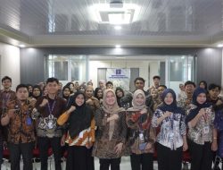 Peserta Magang Kemenkum Malut Dibekali Pengetahuan Peraturan Per-UU dan Pembinaan Hukum