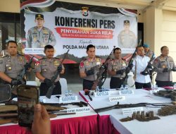 32 Senjata Ilegal – 358 Amunisi Diserahkan ke Polda Malut, Ada Mauser dan M1 Garand