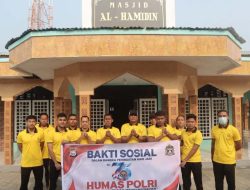 Humas Polres Sula Gelar Bakti Sosial di Masjid Al-Hamidin