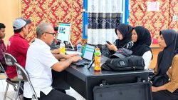 Pelayanan Prima, Disdukcapil Sula Sasar Pelajar, Lansia – Disabilitas, Rekam KTP-el di Kantor Desa Falabisahaya 