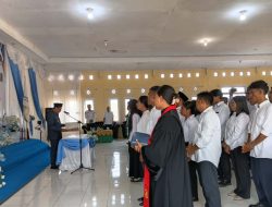 Bupati Haltim Lantik BPD 55 Desa,      Ingatkan Sumpah Bukan Formalitas